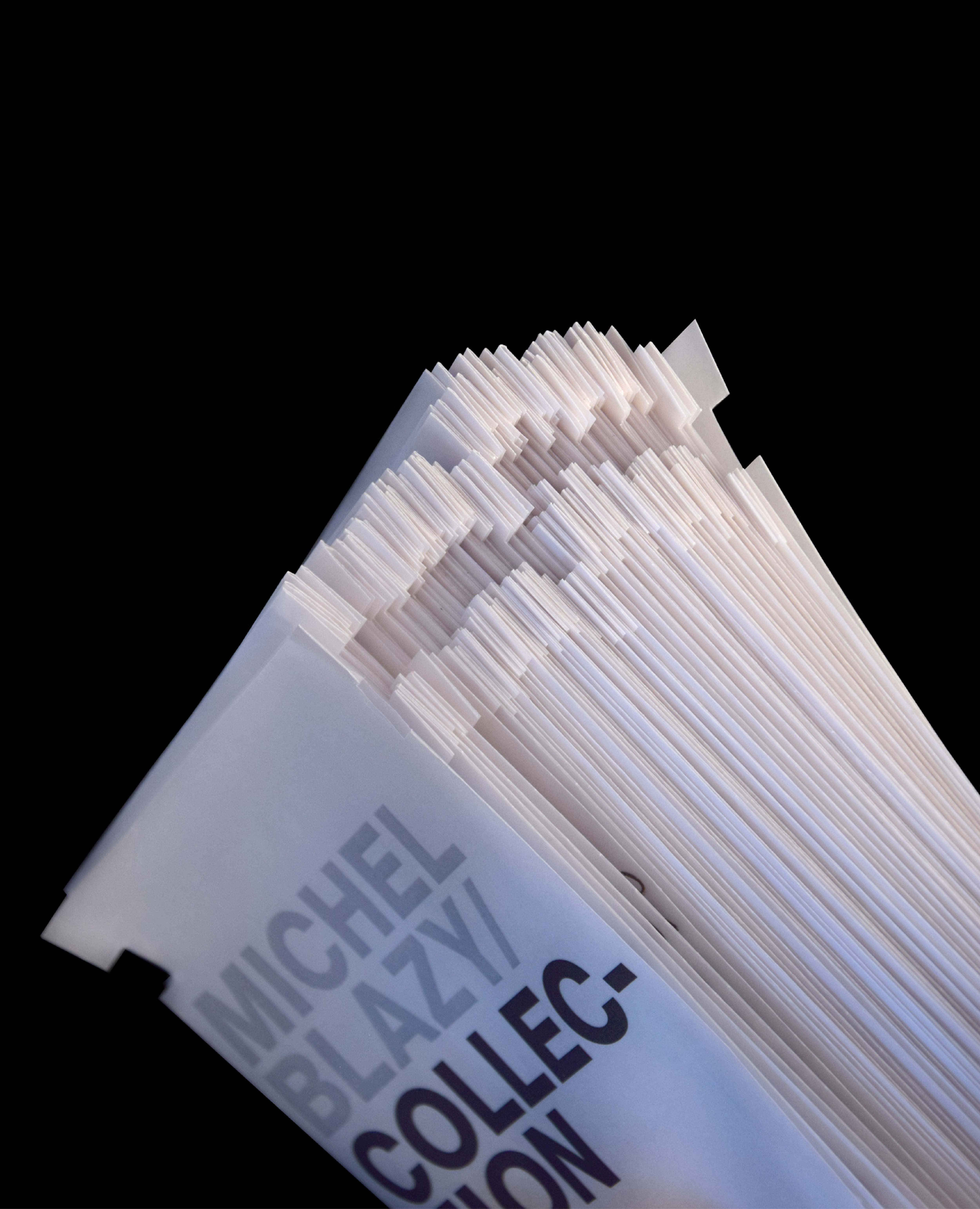 Objet éditorial pour Michel Blazy